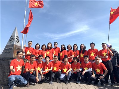 Khối Văn phòng Công ty Cổ phần Đầu tư Xây dựng FODACON thăm qua du lịch tại thị trấn Sapa