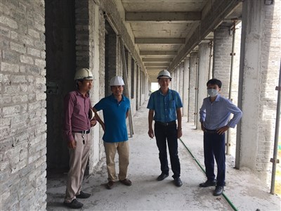 Kiểm tra tình hình thi công công trình tại Học viện Nông nghiệp Việt Nam
